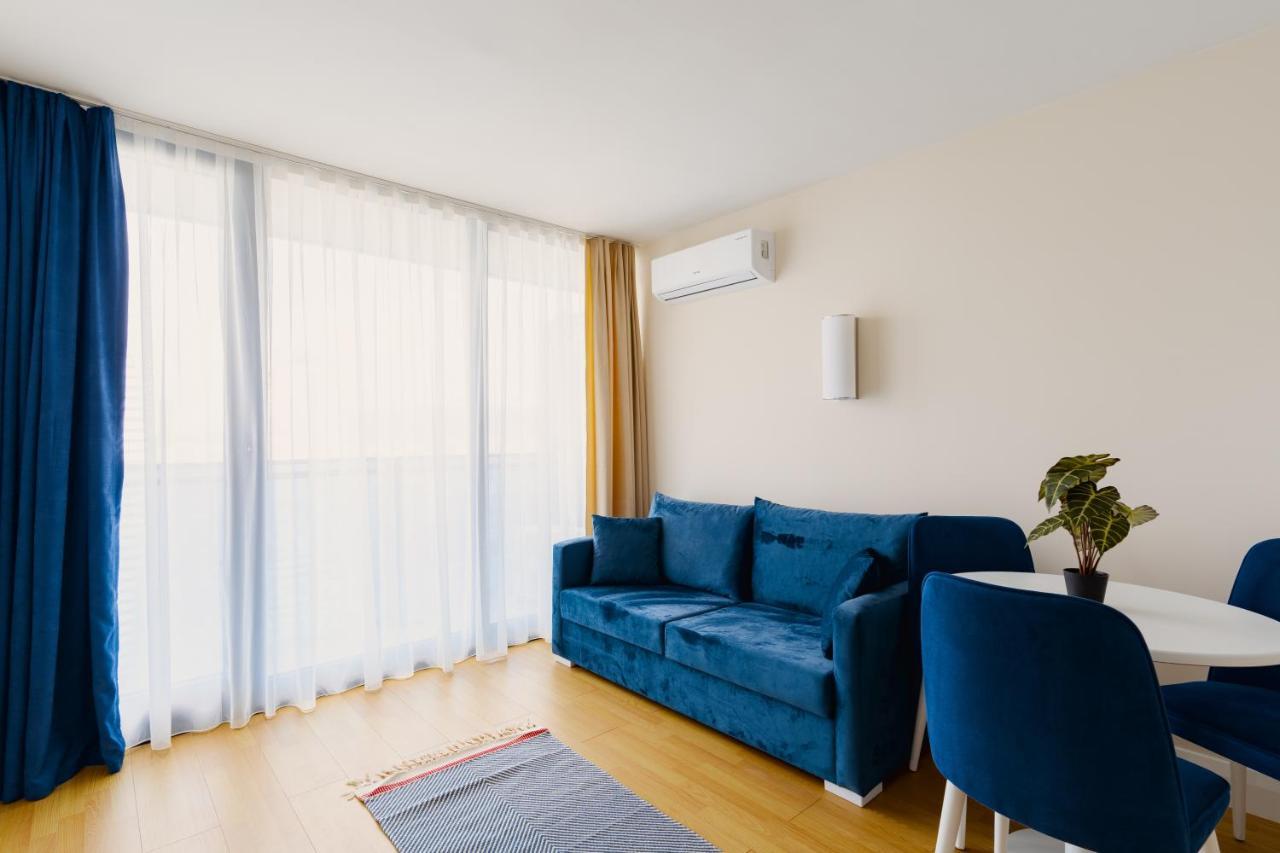 Grand City Real Estate Apartment Батуми Екстериор снимка