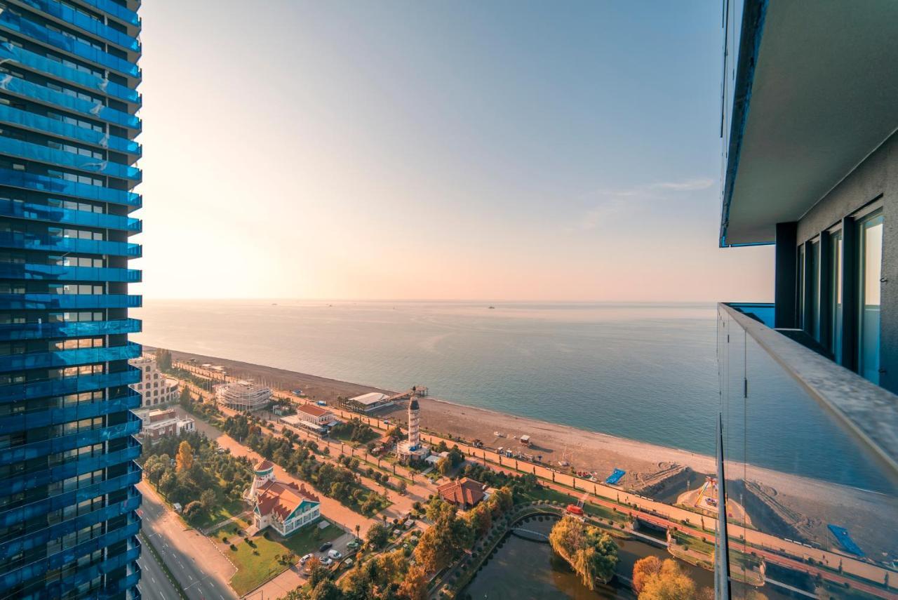 Grand City Real Estate Apartment Батуми Екстериор снимка
