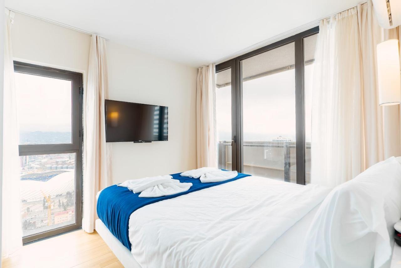 Grand City Real Estate Apartment Батуми Екстериор снимка